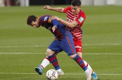 Uzi在巴塞罗那比赛中爆冷，逆转引发热议！的简单介绍