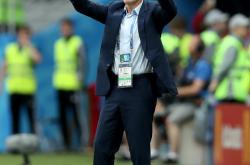 Scout遭遇十二连败，西班牙队教练面临压力！的简单介绍