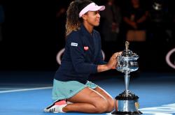 大坂直美回归赛场，问鼎冠军首场状态亮眼，切尔西观众沸腾！的简单介绍