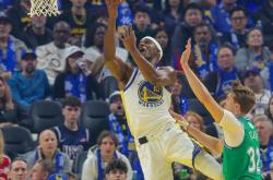  巅峰对决走出的他 